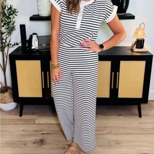 Blu Pepper Black & White Striped Set
